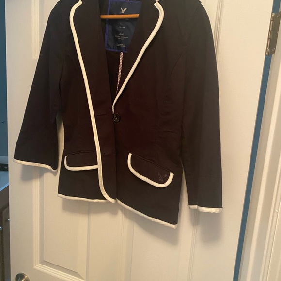 American Eagle Outfitters Black Blazer with White Accents - Picture 9 of 16